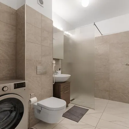 Maia With One Bedroom & Fully Kitchen Apartment