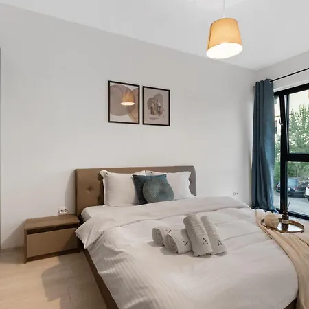Maia With One Bedroom & Fully Kitchen Apartment Bucharest