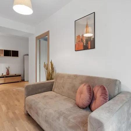 Maia With One Bedroom & Fully Kitchen Apartment Bucharest