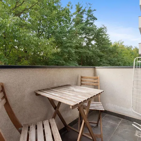 Maia With One Bedroom & Fully Kitchen * Bucharest