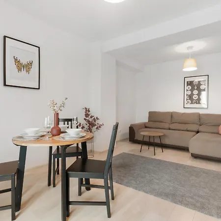 Maia With One Bedroom & Fully Kitchen Bukurešť