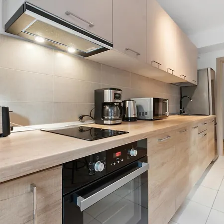 Apartmán Maia With One Bedroom & Fully Kitchen