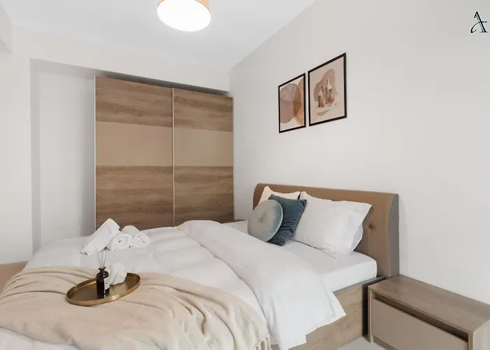 Maia With One Bedroom & Fully Kitchen Apartmán Bukurešť