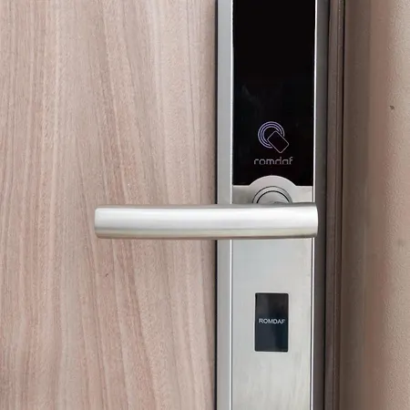 דירה Maia With One Bedroom & Fully Kitchen