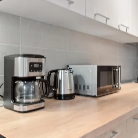 דירה Maia With One Bedroom & Fully Kitchen *