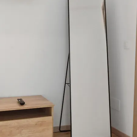 דירה Maia With One Bedroom & Fully Kitchen בוקרשט