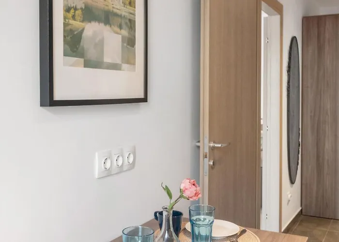 Maia With One Bedroom & Fully Kitchen Lägenhet